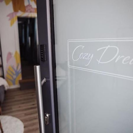 Cozy Dreams: Deluxe 2-Zimmer-Apartment -Kueche Nuremberg ภายนอก รูปภาพ